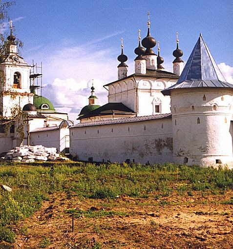 Stoupino district. Belopesotskoye. Trinity Belopesotsky Monastery. XV cent.