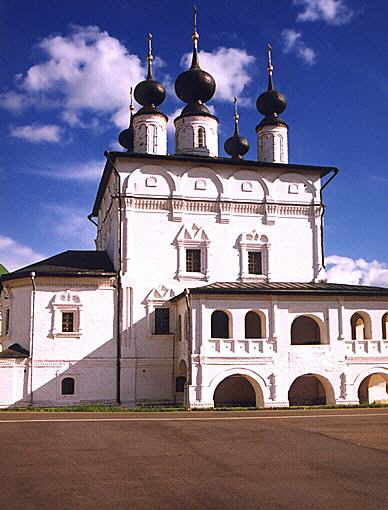 Stoupino district. Belopesotskoye. Trinity Belopesotsky Monastery. Trinity Church. XVII cent.