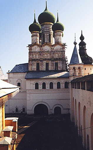 Rostov district. Rostov. Kremlin. Main Entrance and Church of John the Theologian. XVII cent.