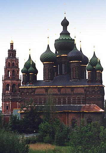 Yaroslavl. Church of John the Precursor, Tolchkovo. XVII cent.
