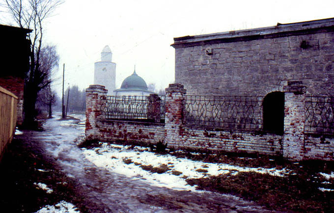 Мавзолей Шах-Али-хана и мечеть Касым-хана с минаретом кон XV в. Рязанская область. Касимов.