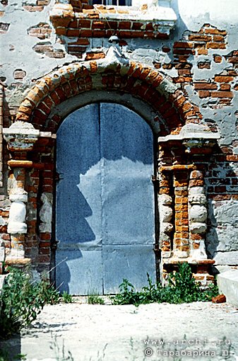 Исады. Церковь Воскресения. Фото 2001