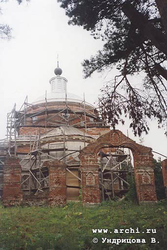 Никольское-Гагарино, усадебный дом, церковь Святого Николая, 1776. Июль 2002